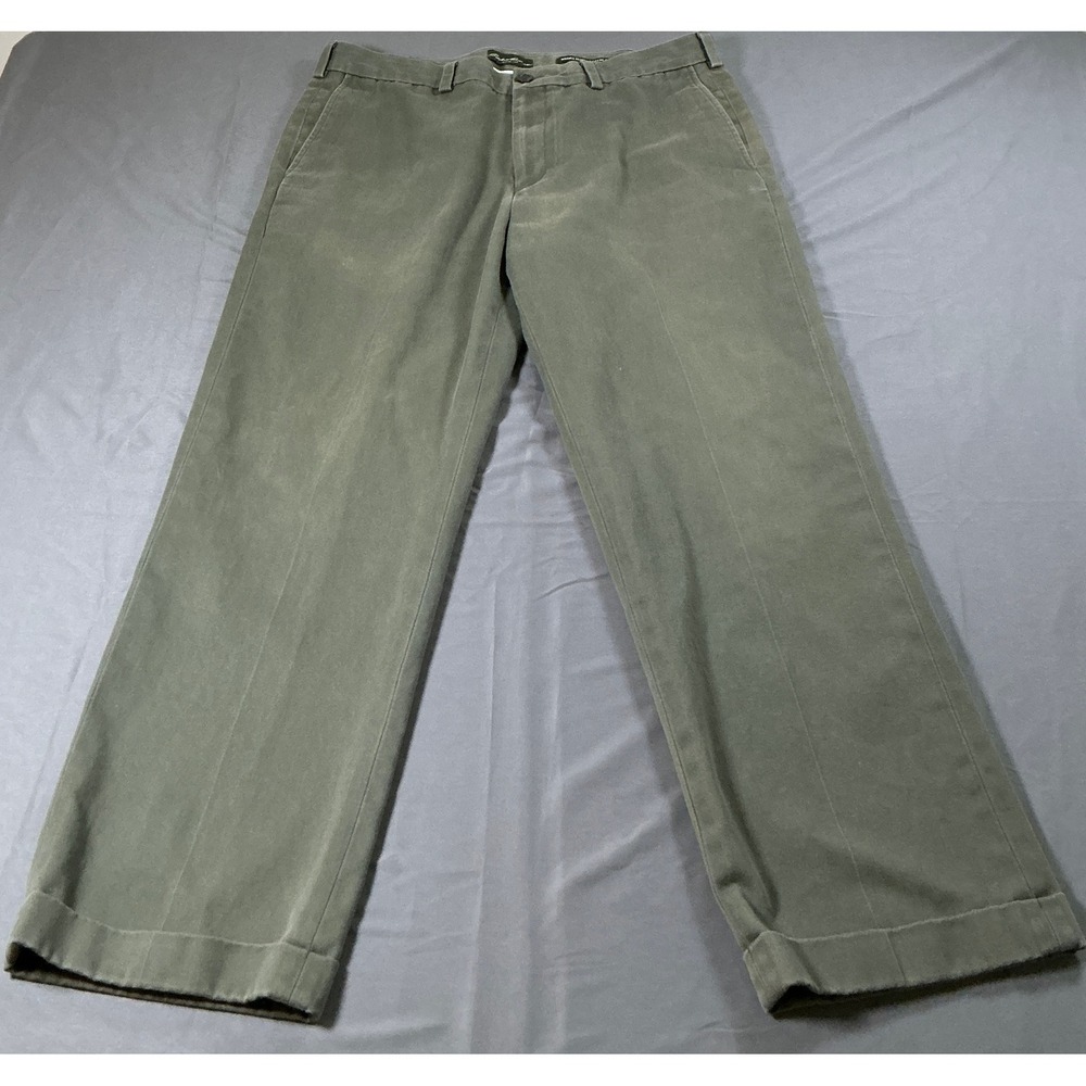 Eddie Bauer Men Olive Green Wrinkle Resistant Classic Fit Cuffed Chino Pants 36
